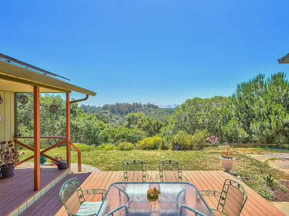 5675 Briarcliff Ter, Royal Oaks, CA 95076