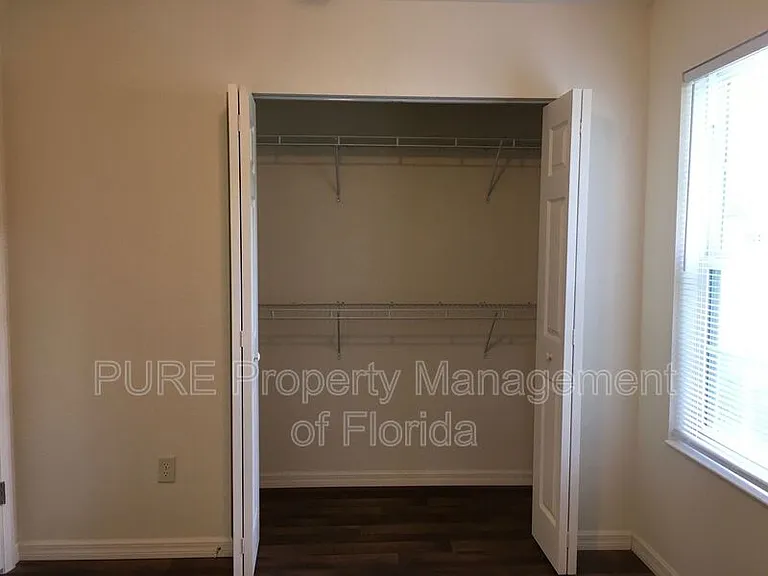 4700 NE 22nd Ave — Photo 23