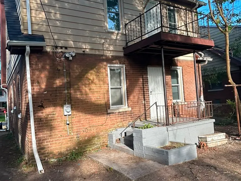 15103 Lesure St — Photo 2