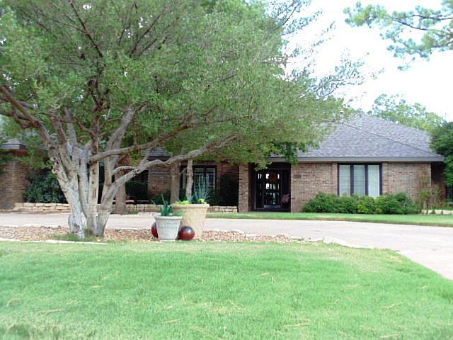 1st image of 4602 Island Dr