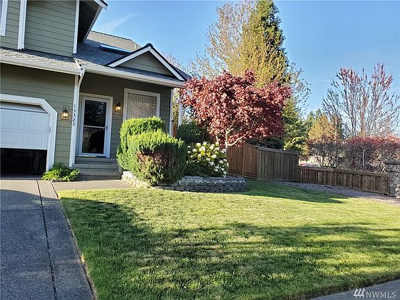 3rd image of 13325 161st Street Ct E
