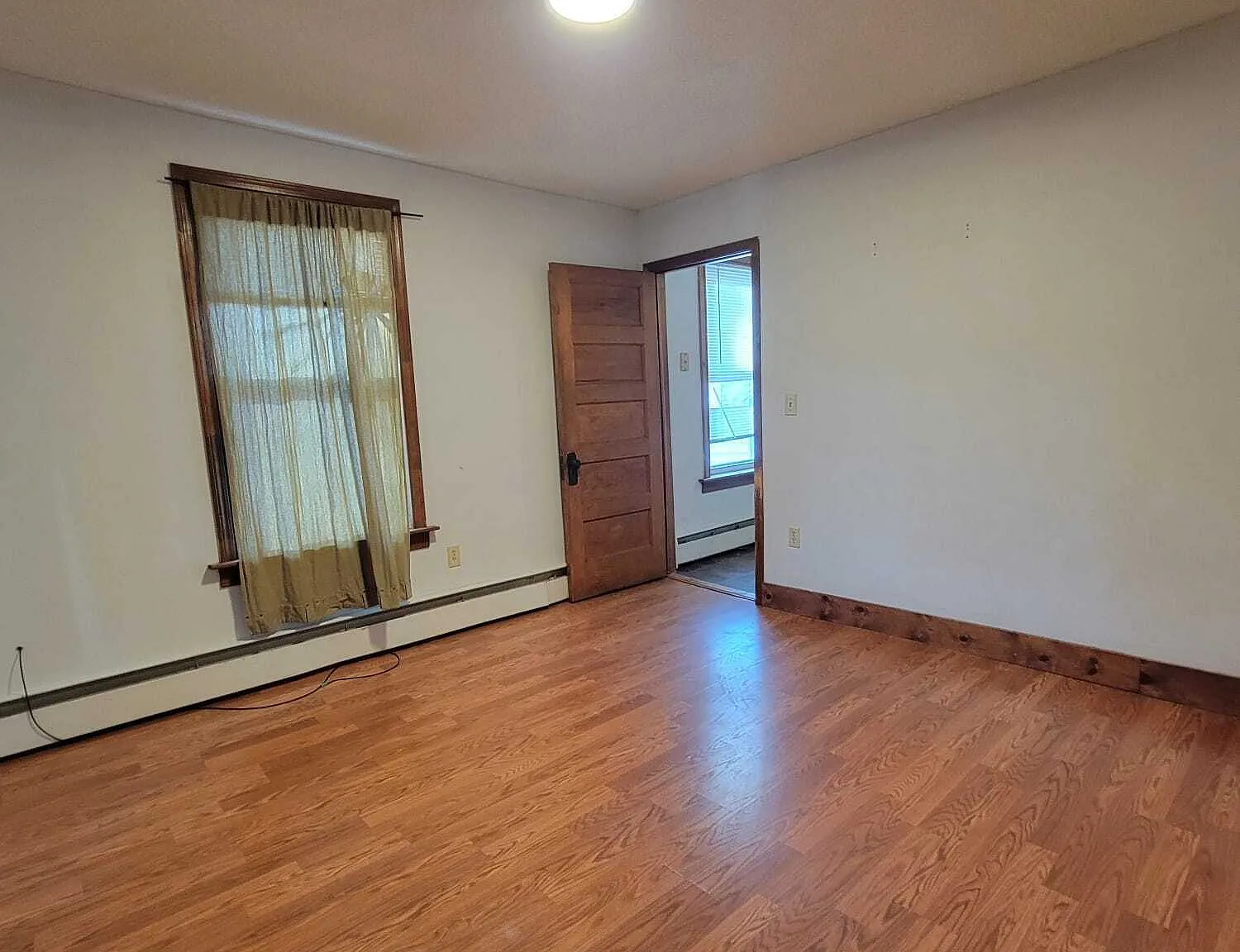 2 bed, 1.0 bath, 936 sqft, $1,450 — Photo 4