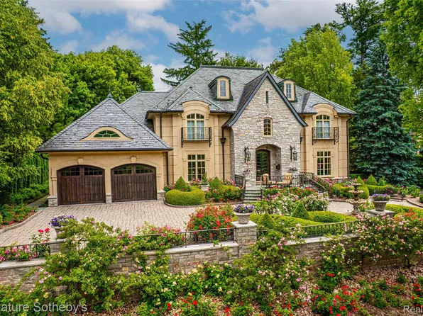 840 Lakeside Rd, Birmingham, MI 48009