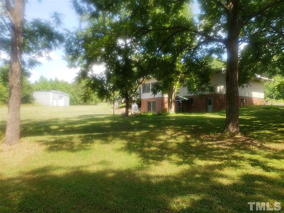 5th image of 2234 Becky Dr