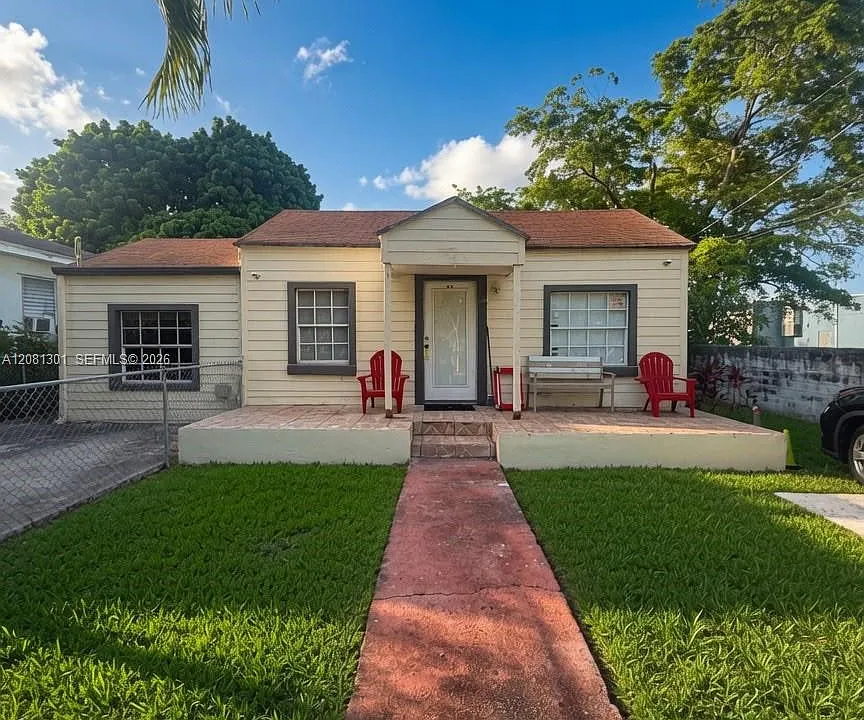 715 NW 116th Ter #B