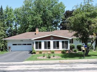 W6124 Sunset Ave, Fort Atkinson, WI 53538