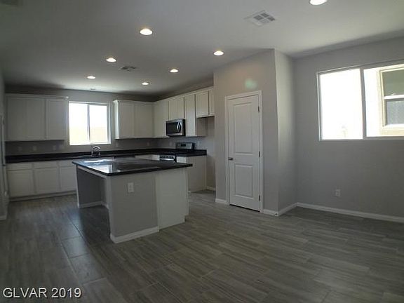 5th image of 10425 Skye Summit Ave