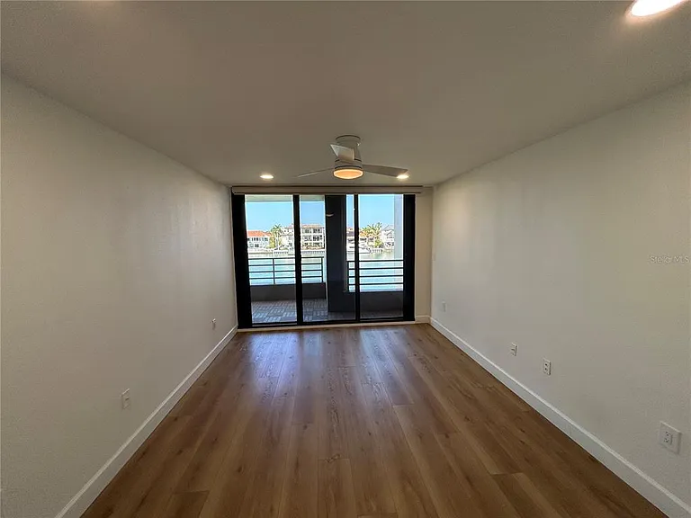 6260 Kipps Colony Ct #203 — Photo 18