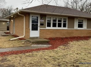 8565 N 59th St, Brown Deer, WI 53223