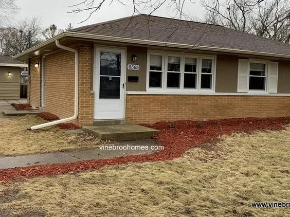 8565 N 59th St, Brown Deer, WI 53223