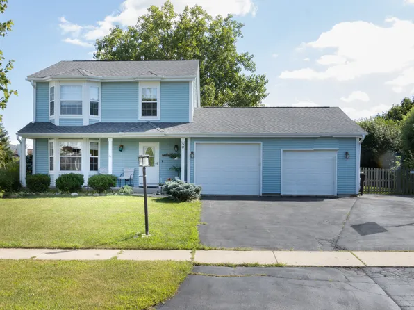 501 Windsor Ln, Island Lake, IL 60042