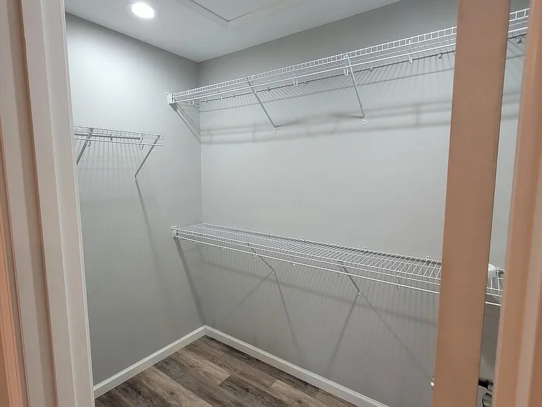 238 Longwood Ln #1 — Photo 8