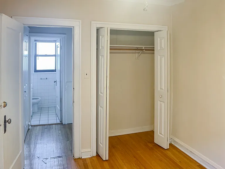 5949 1/2 N Paulina St #2 — Photo 9