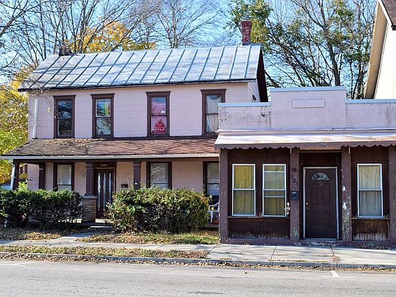 2nd image of 119 N 1st St