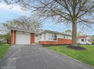 3310 Maple Ln, Hazel Crest, IL 60429