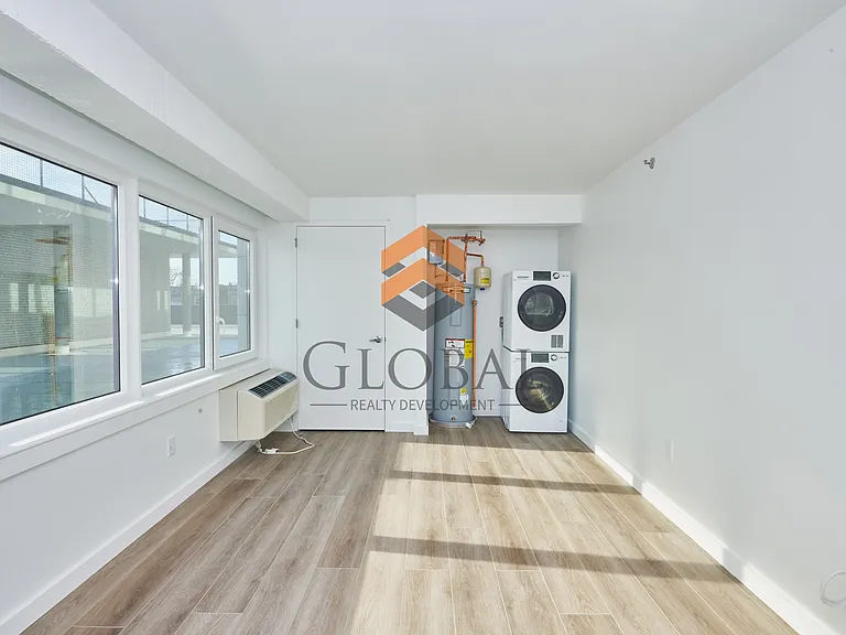 790 Allerton Ave #306 — Photo 8