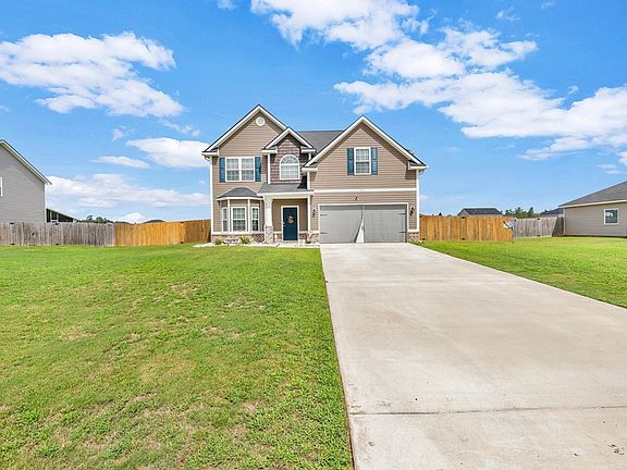 2nd image of 45 Labrador Ln NE