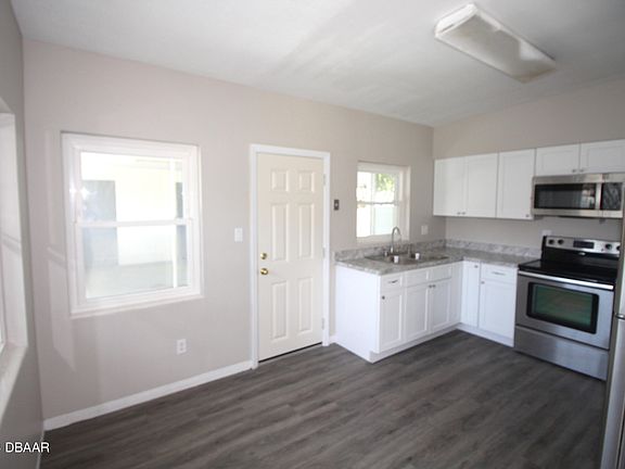 5th image of 1031 Alice Dr