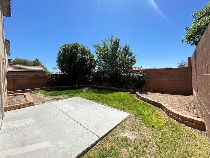 11249 Salentino Ave — Photo 10