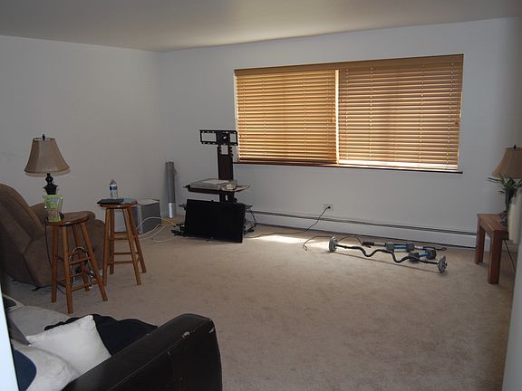 Additional Living Room