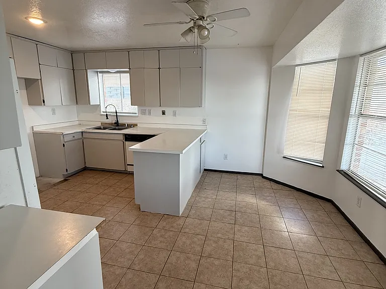 6455 Belton Rd — Photo 13