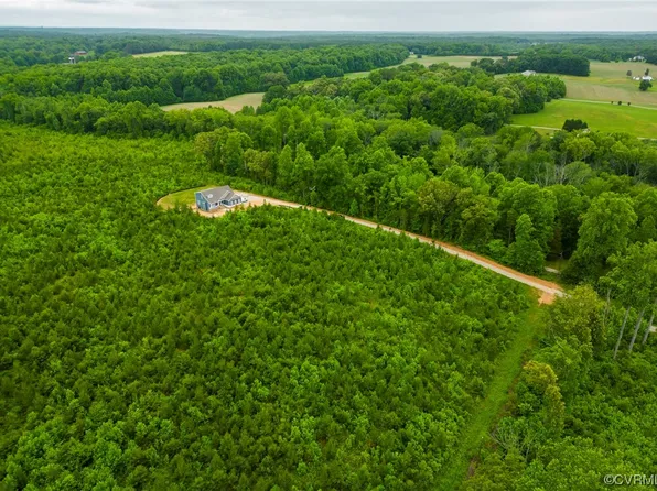 2963 Poorhouse Rd, Goochland, VA 23063