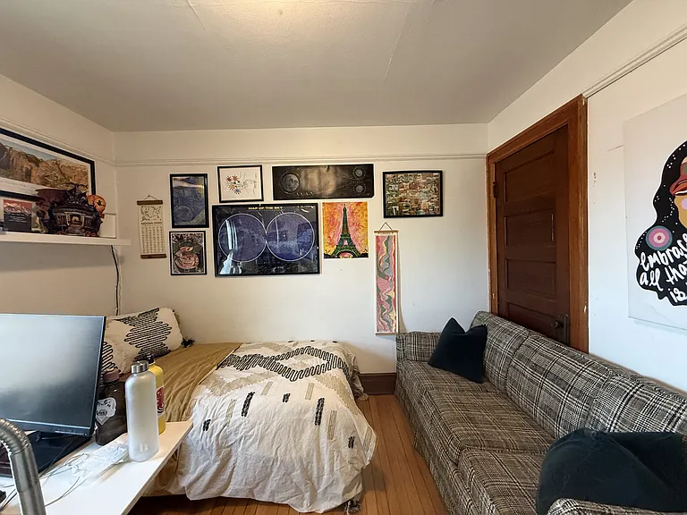 1008 W Huron St — Photo 19
