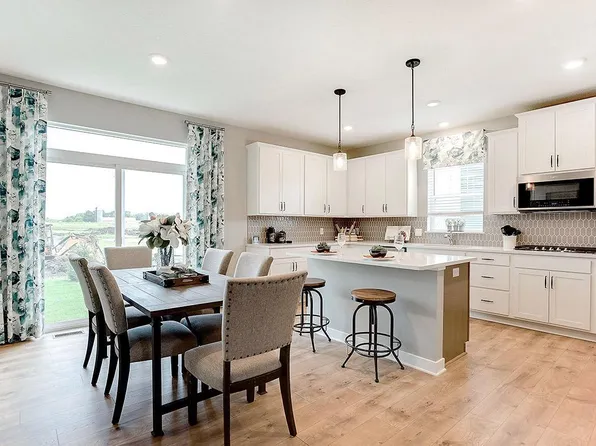 836 Foxglove Ter, Waconia, MN 55387