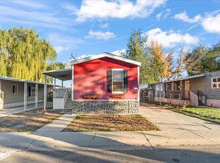 221 E Jordan View Dr S, Sandy, UT 84070