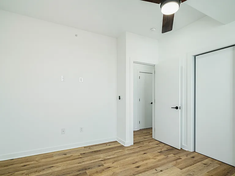 1701 S 24th St #3 — Photo 14