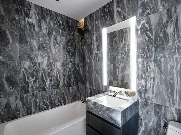 130 William Street image 12 of 18