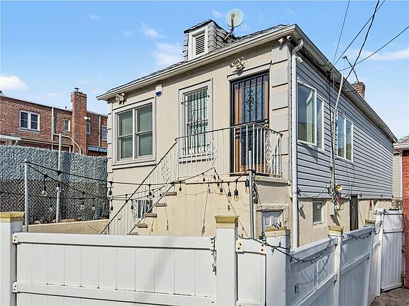 2nd image of 15A Lake Ave