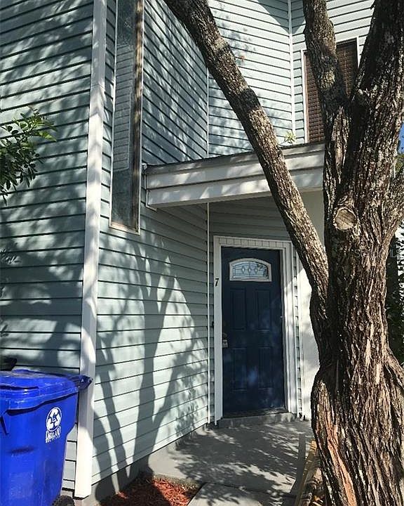 1st image of 222 Carpenters Way APT 7