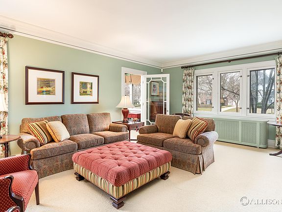 5th image of 640 Cambridge Blvd SE