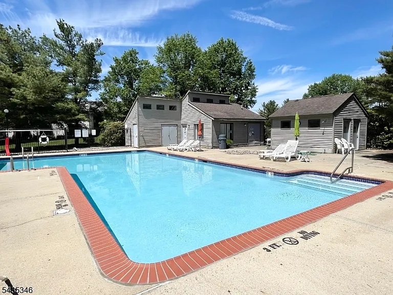 18 Sam Bonnell Dr — Photo 18