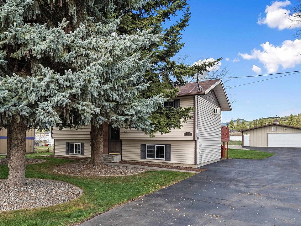 1st image of 20923 E Trent Ave