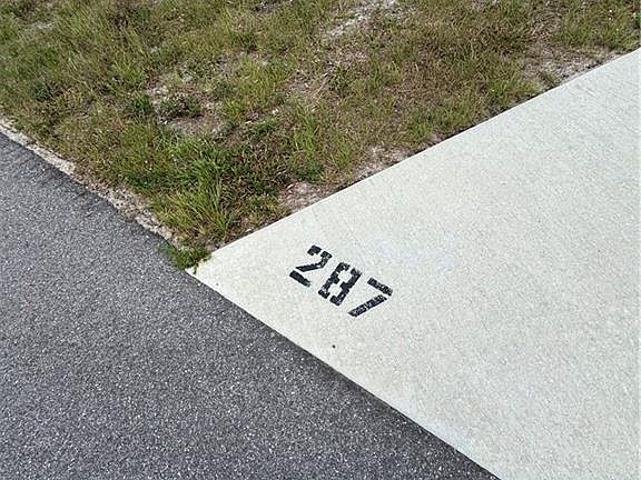 2nd image of 287 Horizon RD