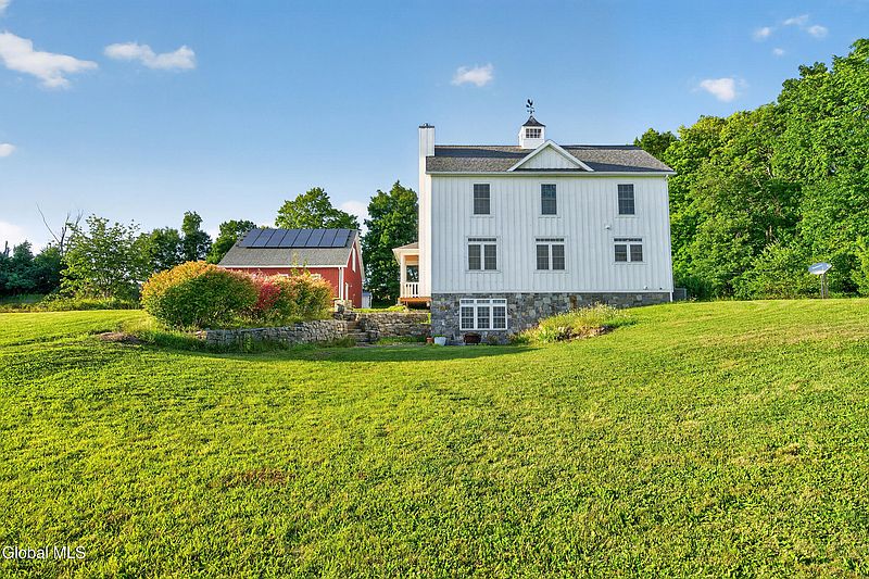 2nd image of 707 Edie Road