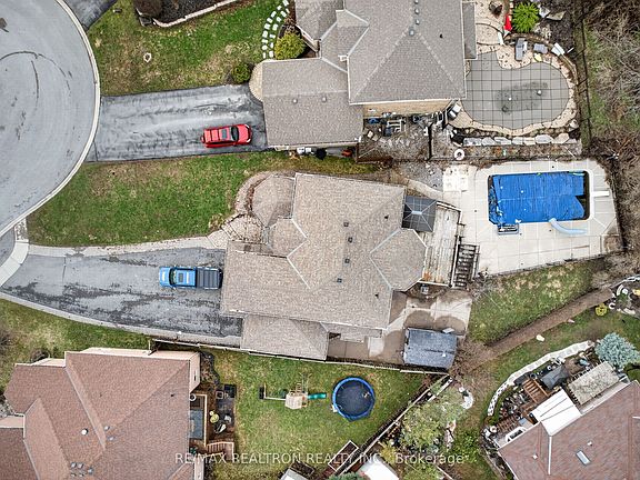 4th image of 20 Magnolia Ct