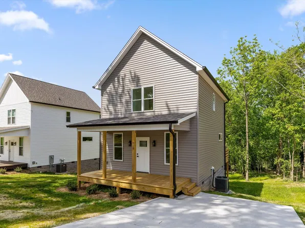 919 2nd St NE, Cleveland, TN 37311