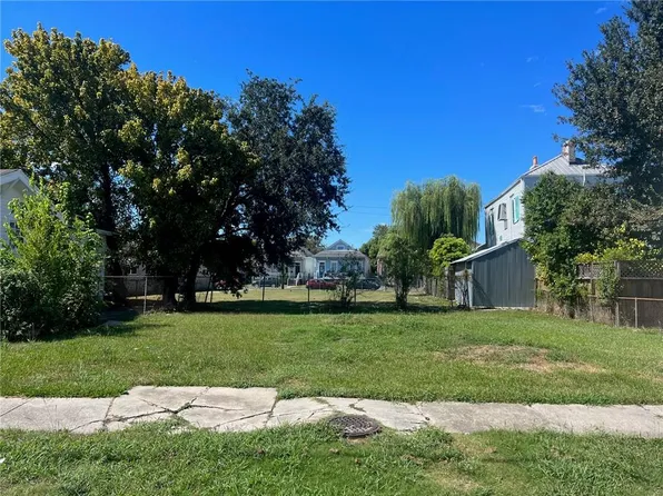 2514 Taylor St, New Orleans, LA 70131