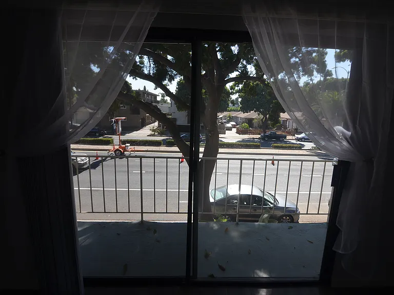 11901 Venice Blvd #7 — Photo 9