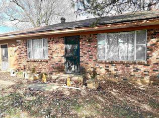 597 16th Section Rd, Mc Rae, AR 72102