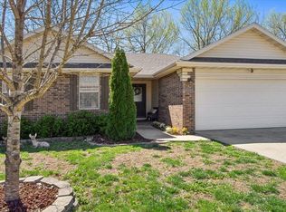 3482 W Erie St, Springfield, MO 65807