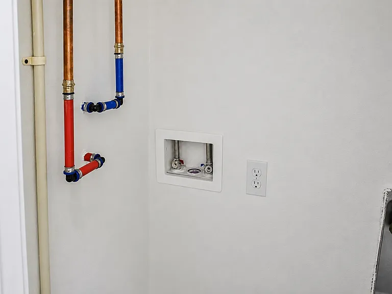 820 26th Ave E #101 — Photo 7