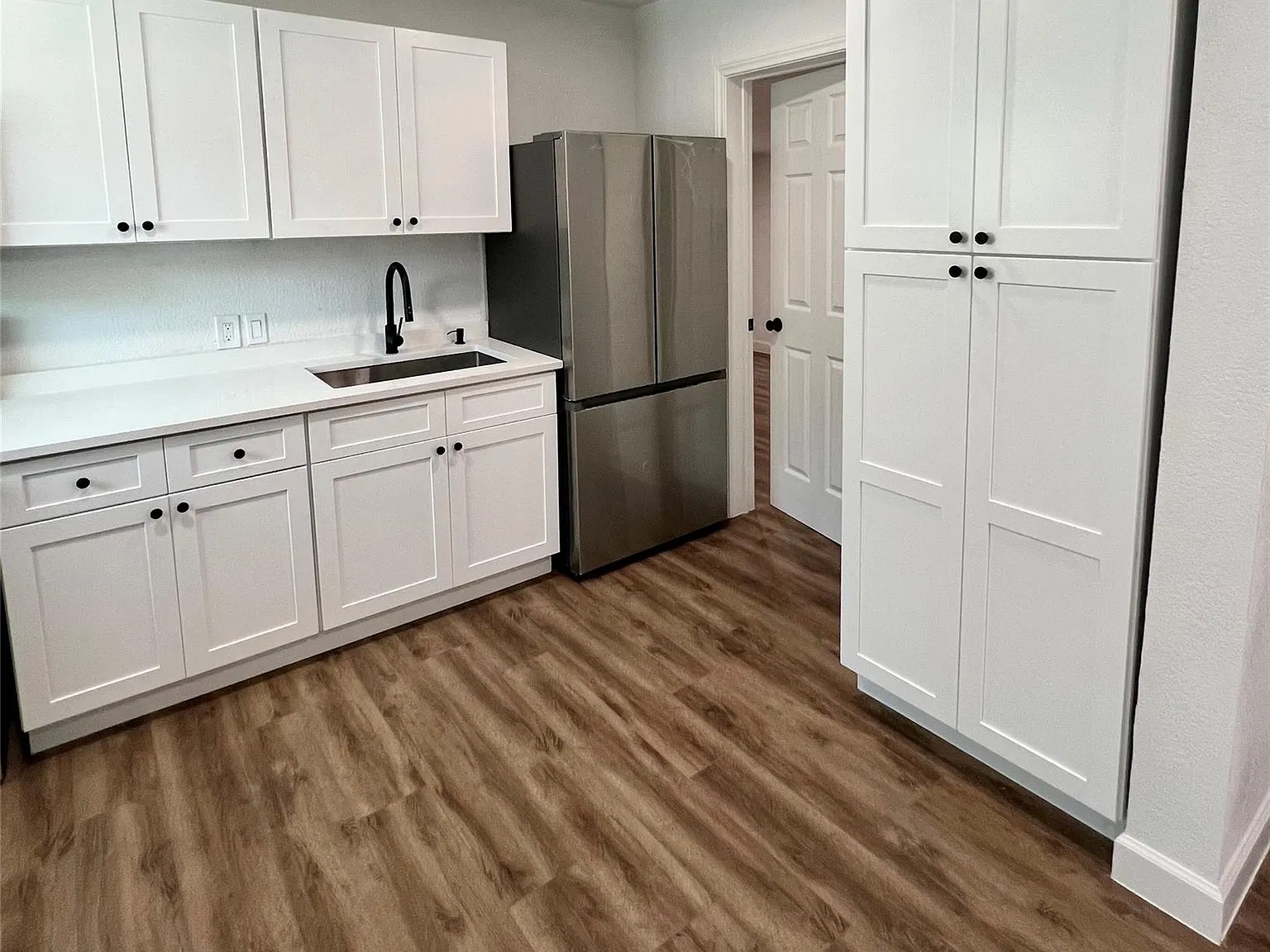 2 bed, 650 sqft, $1,500 — Photo 1