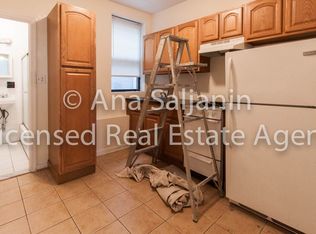 3428 43rd St APT 2D, Long Island City, NY 11101