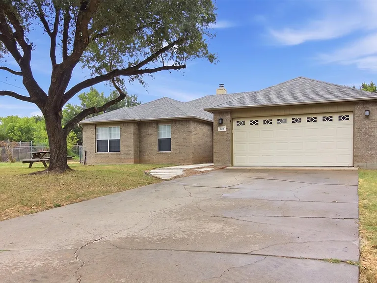 120 Mule Deer Ct — Photo 2