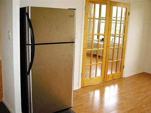 4th image of 277 Harrison Ave APT D7