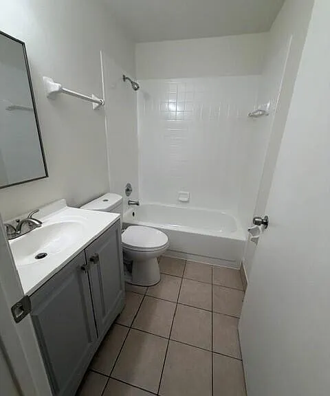 3445 NW 44th St #108 — Photo 7